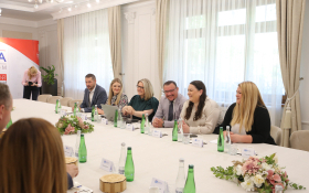  - (Osiguran trogodišnji prijevoz učenika / )