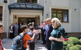  - (Osiguran trogodišnji prijevoz učenika / )