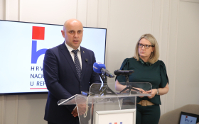  - (Osiguran trogodišnji prijevoz učenika / )