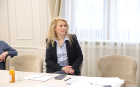  - (Međugeneracijski turizam / )