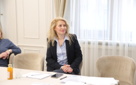  - (Međugeneracijski turizam / )