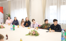  - (Međugeneracijski turizam / )