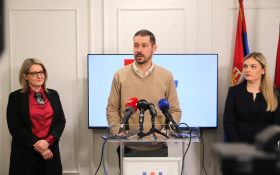  - (Konferencija tri institucije / )