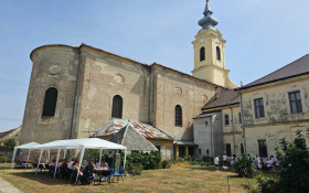  - (Obiteljski dan« u Baču / )