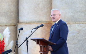  - (U Đurđinu uručeni ugovori za 257 hrvatskih po / )