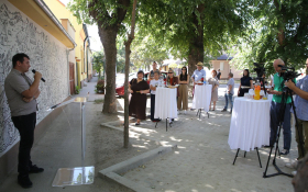 Svečano otkriven mural na zidu ZKVH-a