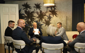  - (Vojnić i Ružić o novom programu socijalne pot / )
