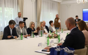  - (Vojnić i Ružić o novom programu socijalne pot / )