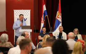  - (Hrvatska nacionalna vizija predstavila se u S / )