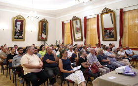  - (Hrvatska nacionalna vizija predstavila se u S / )