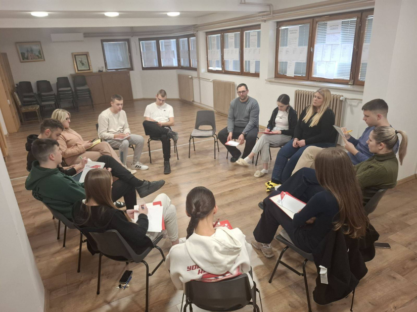 Mladi pred važnom odlukom – profesionalna orijentacija u Đakovu