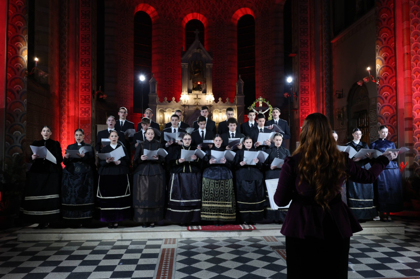 Korizmeni koncert u izvedbi folkloraša