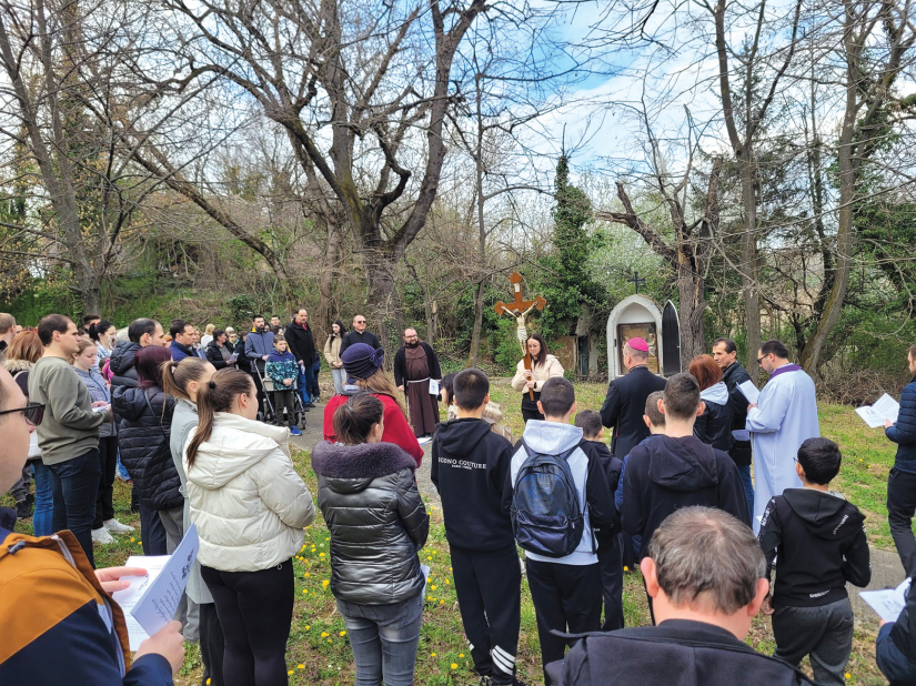 Križni put mladih Srijemske biskupije 