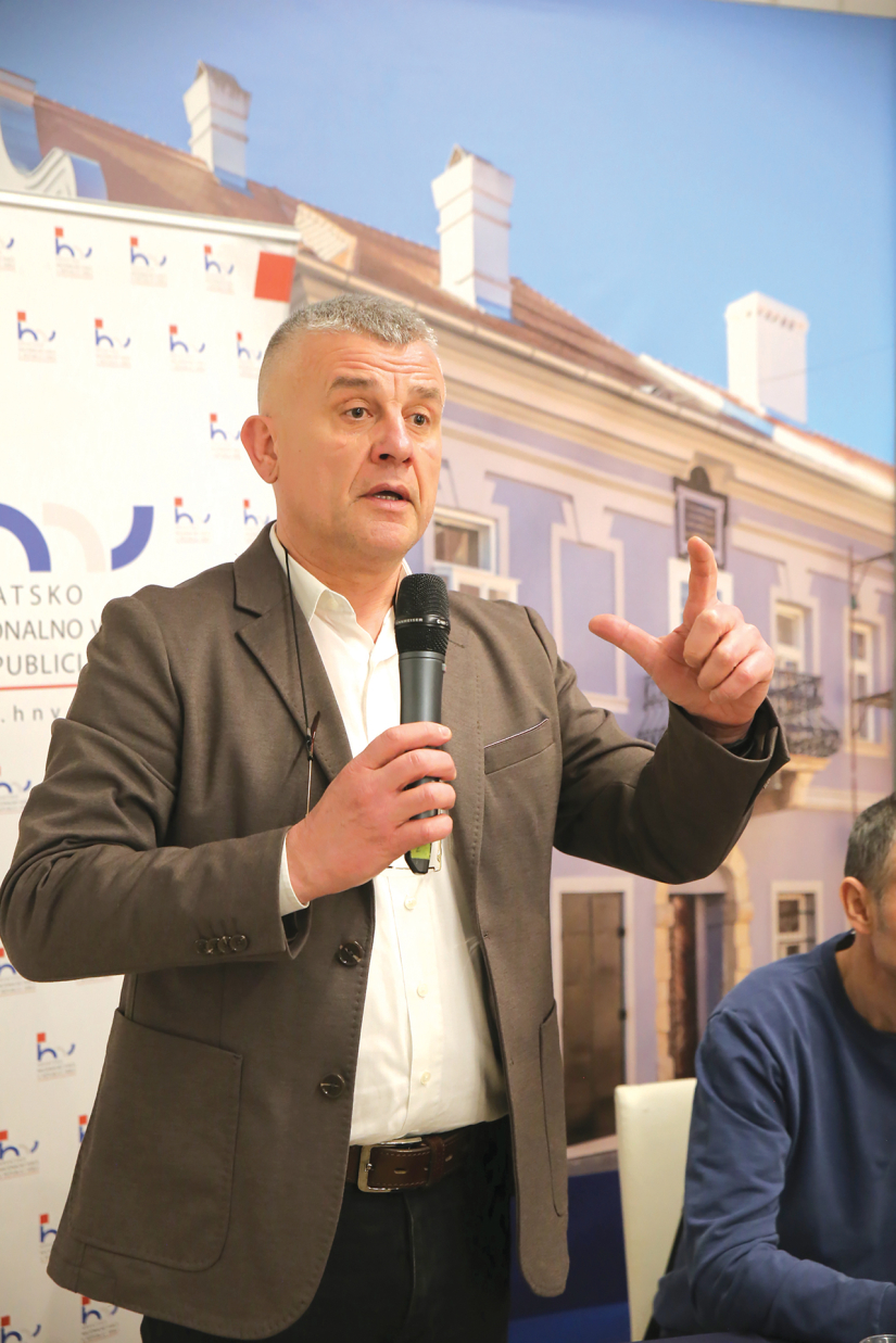 Izlaz iz krize  unutarstranački izbori