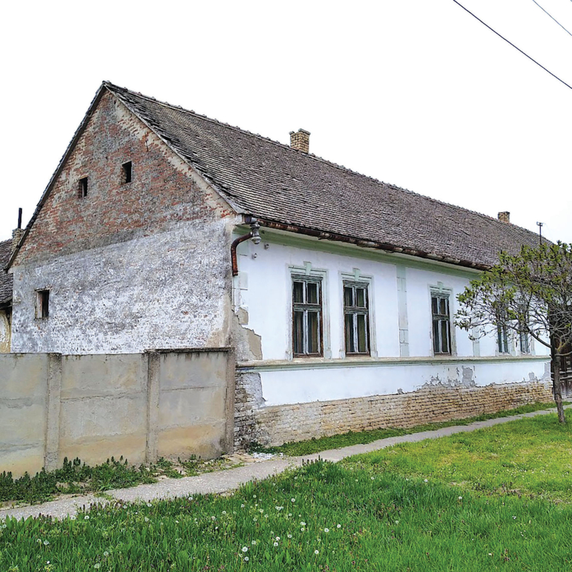 Paučina na oltaru u Kanalskoj 8