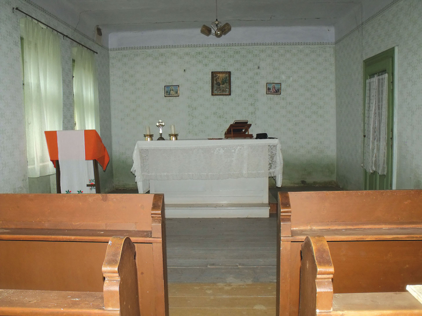 Paučina na oltaru u Kanalskoj 8