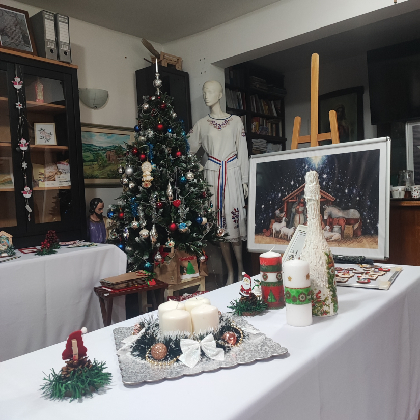 Božićna izložba u Surčinu – U tišini Adventa rađa se svjetlost