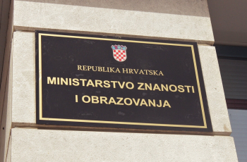 Raspisan natječaj za lektora hrvatskoga jezika i književnosti u Novom Sadu