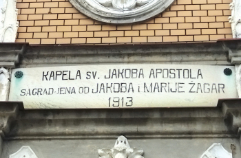 Kapele na katoličkim grobljima  u Srijemskim  Karlovcima