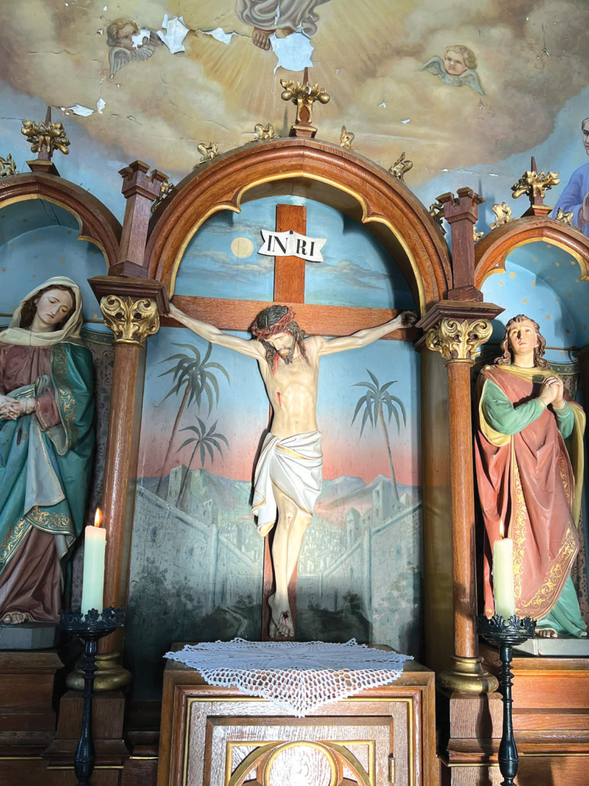 Kapela Krista Raspetoga na groblju u Bogojevu